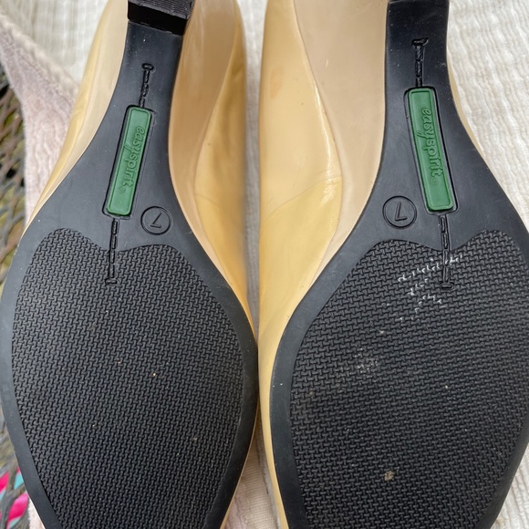 Easy Spirit peep toe shoes - Picture 8 of 8